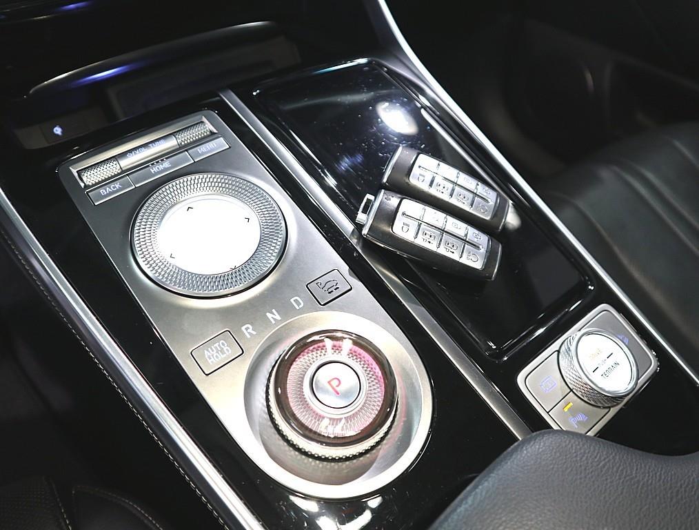 Genesis GV80 - Vista 12