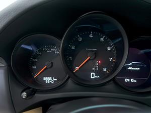 Porsche Macan - Vista 12