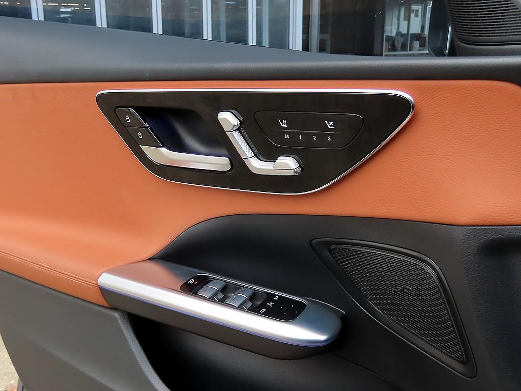 Mercedes Benz C Class - Vista 11