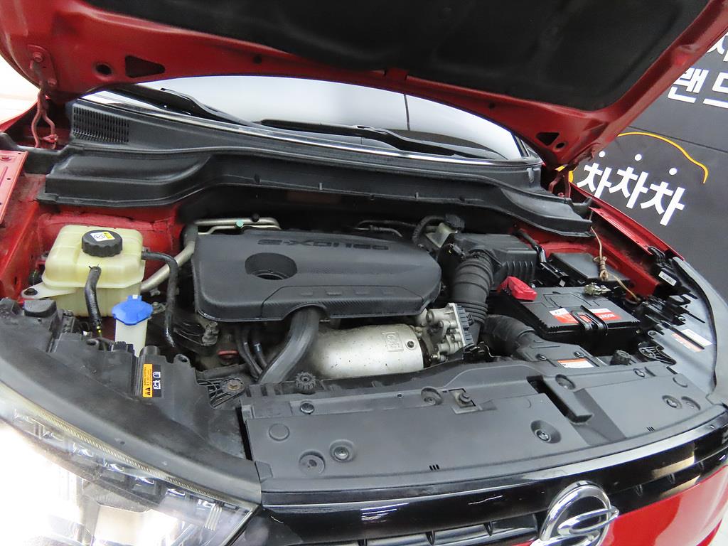 Ssangyong Tivoli 2016 Rojo - Importación desde Corea - HF Imports Iquique - Foto 19