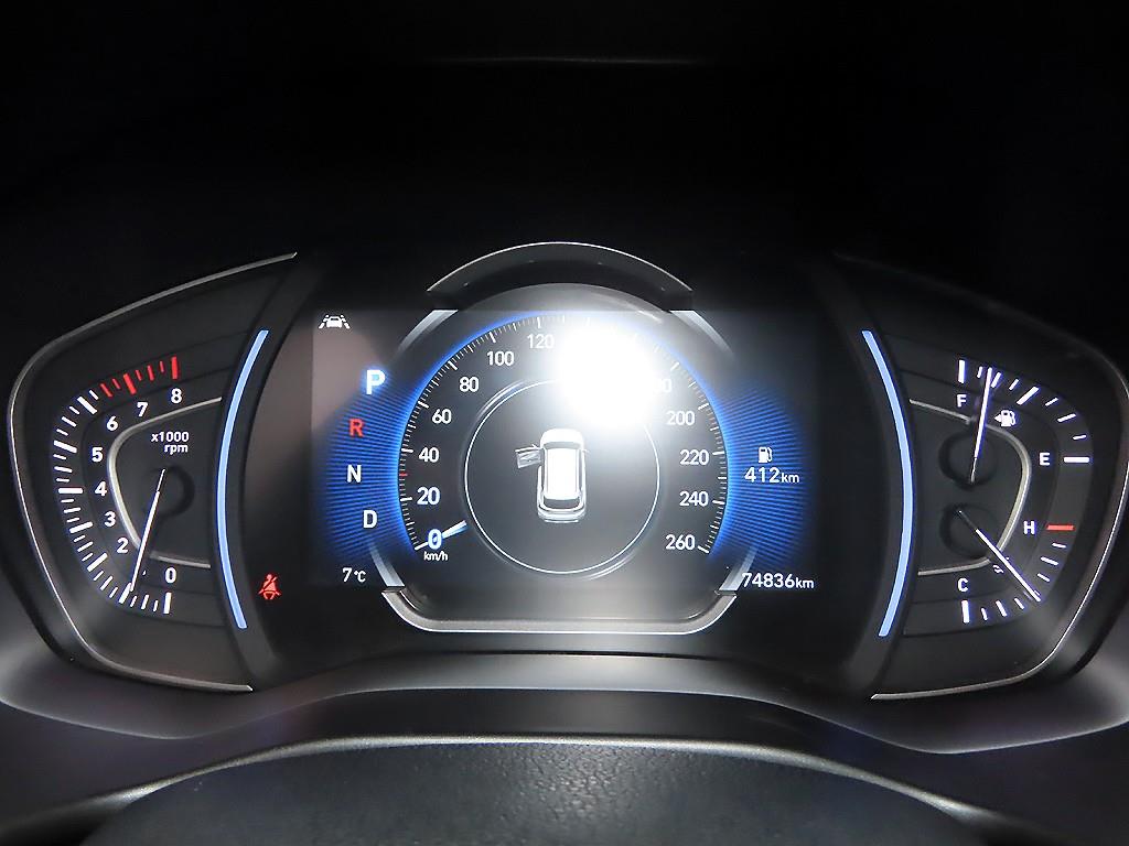 HYUNDAI Santa Fe - Vista 9