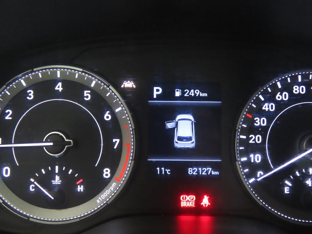 HYUNDAI Venue - Vista 8