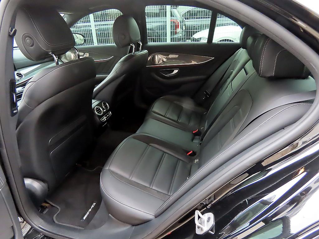 Mercedes Benz E class - Vista 6