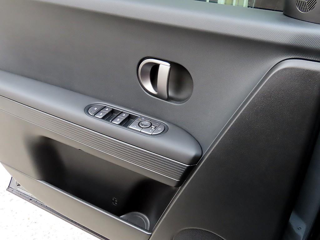 HYUNDAI Ioniq 5 - Vista 11