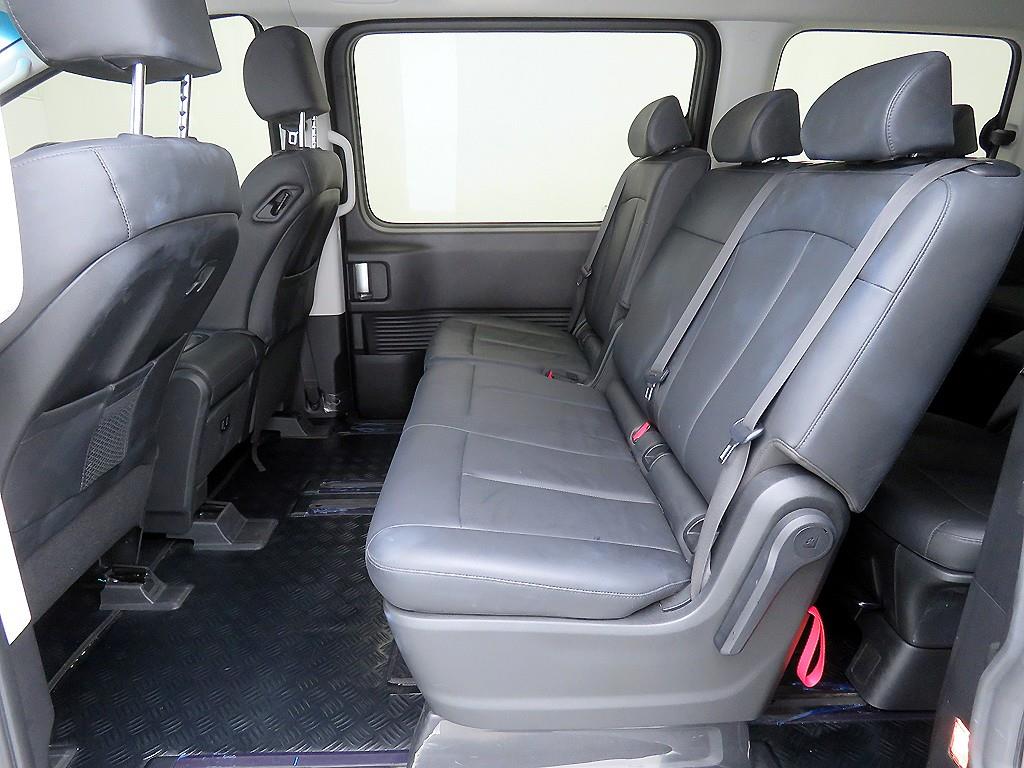 HYUNDAI Staria - Vista 8