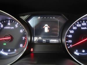 KIA Carnival - Vista 12