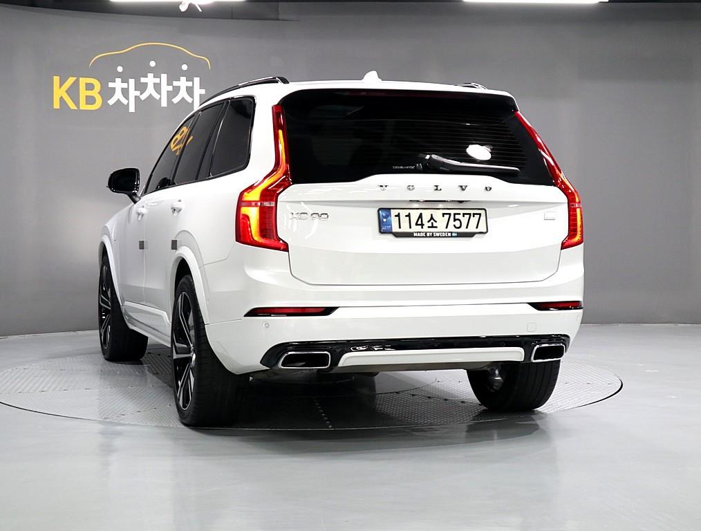 Volvo XC90 - Vista 4
