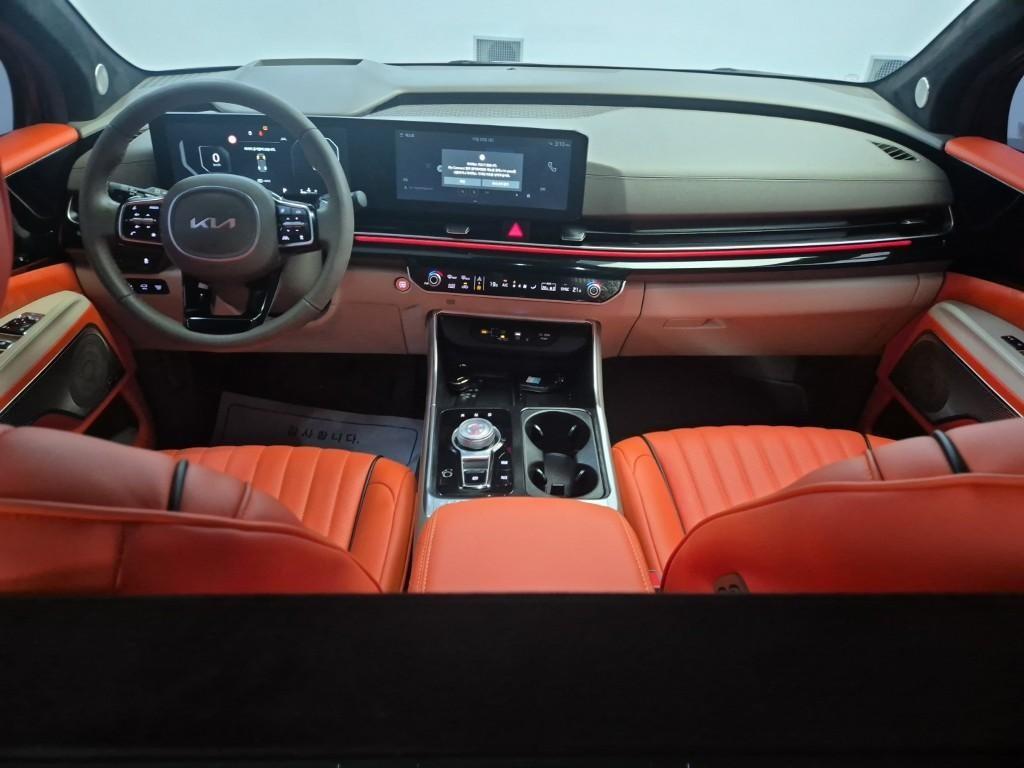 KIA Carnival - Vista 8