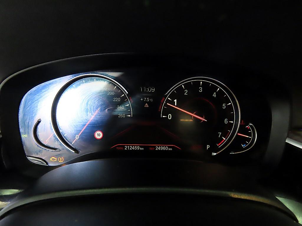 BMW 5 Series - Vista 9