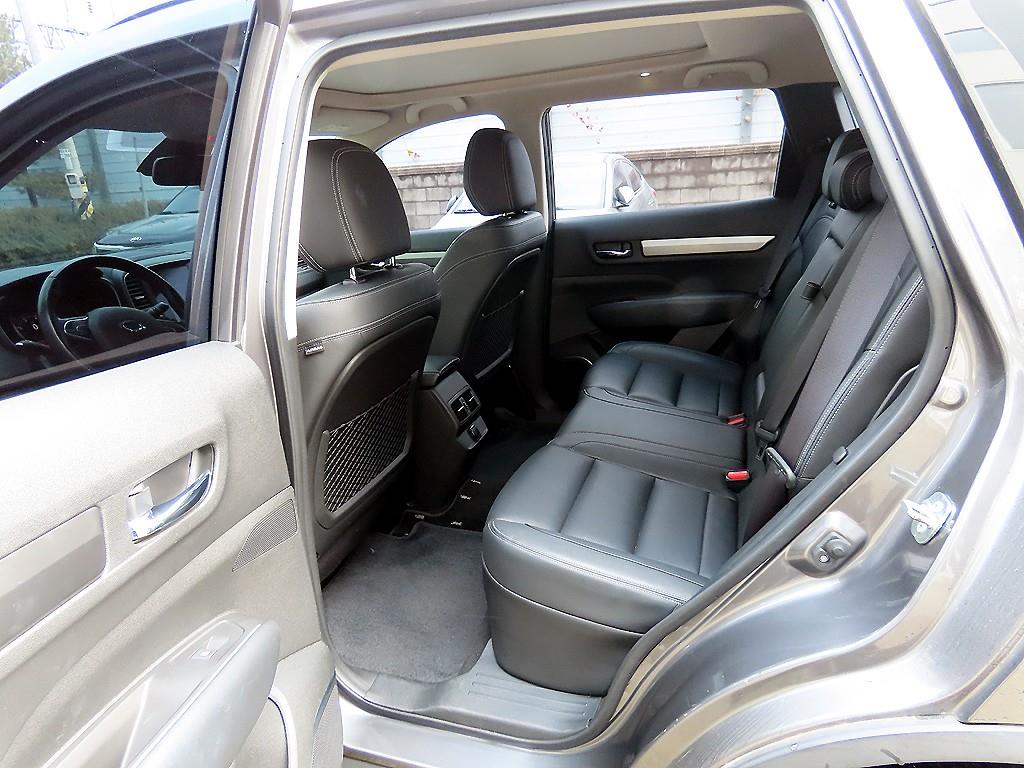 SAMSUNG QM6 - Vista 6