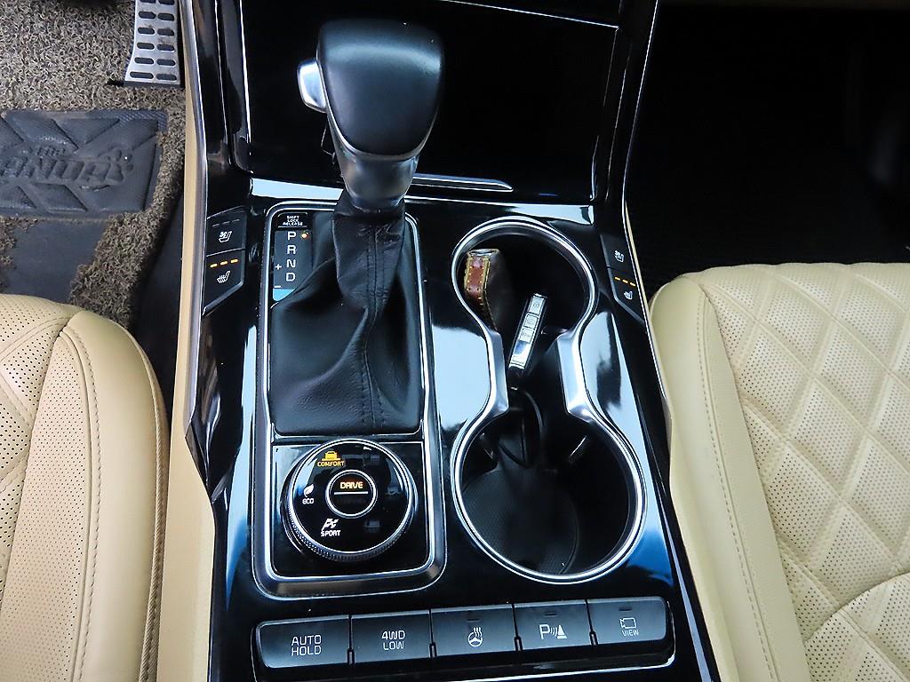 KIA Mohave - Vista 10