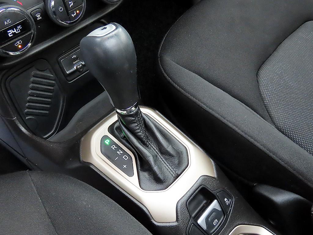 Jeep Renegade - Vista 10