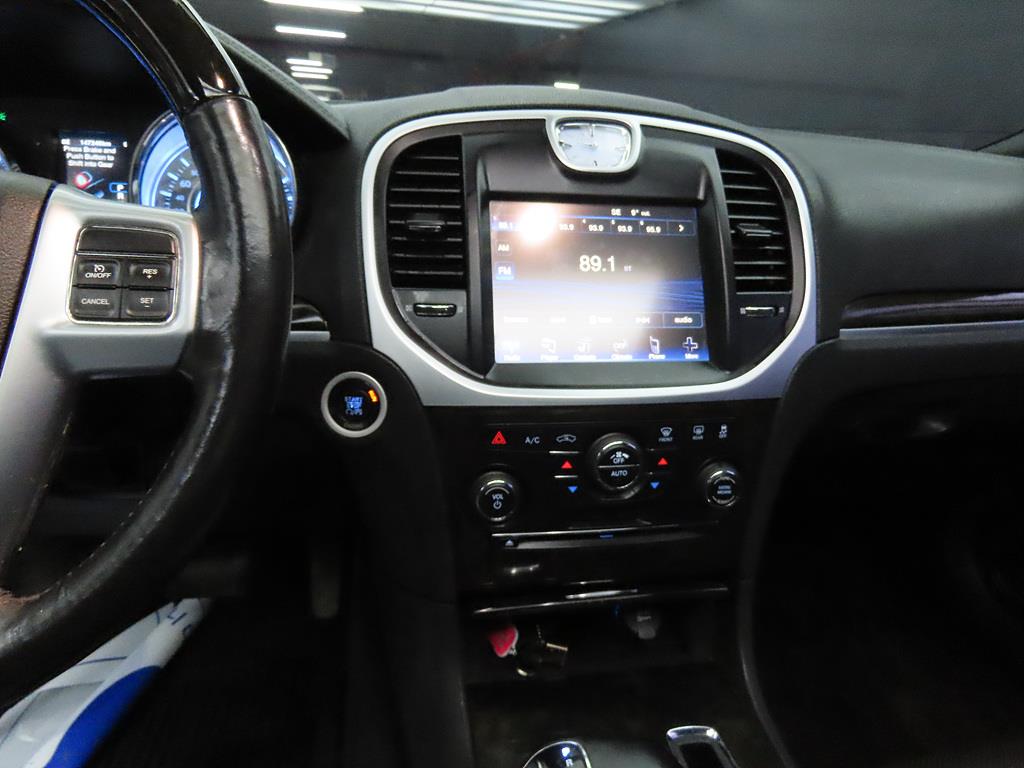 Chrysler 300C - Vista 10