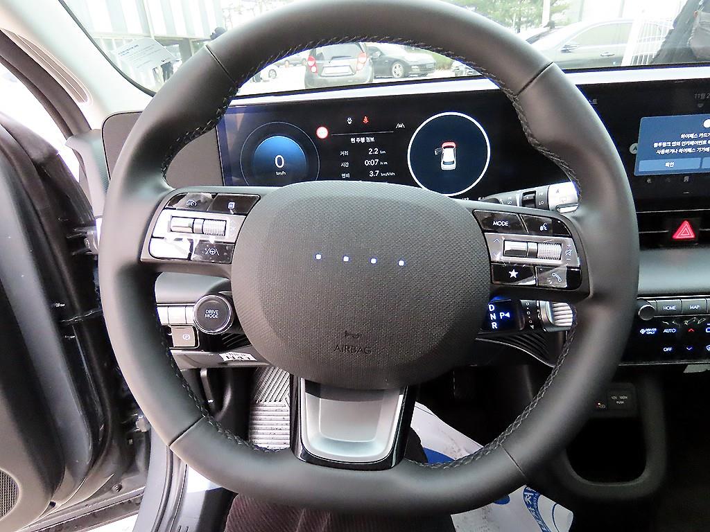 HYUNDAI Ioniq 5 - Vista 8