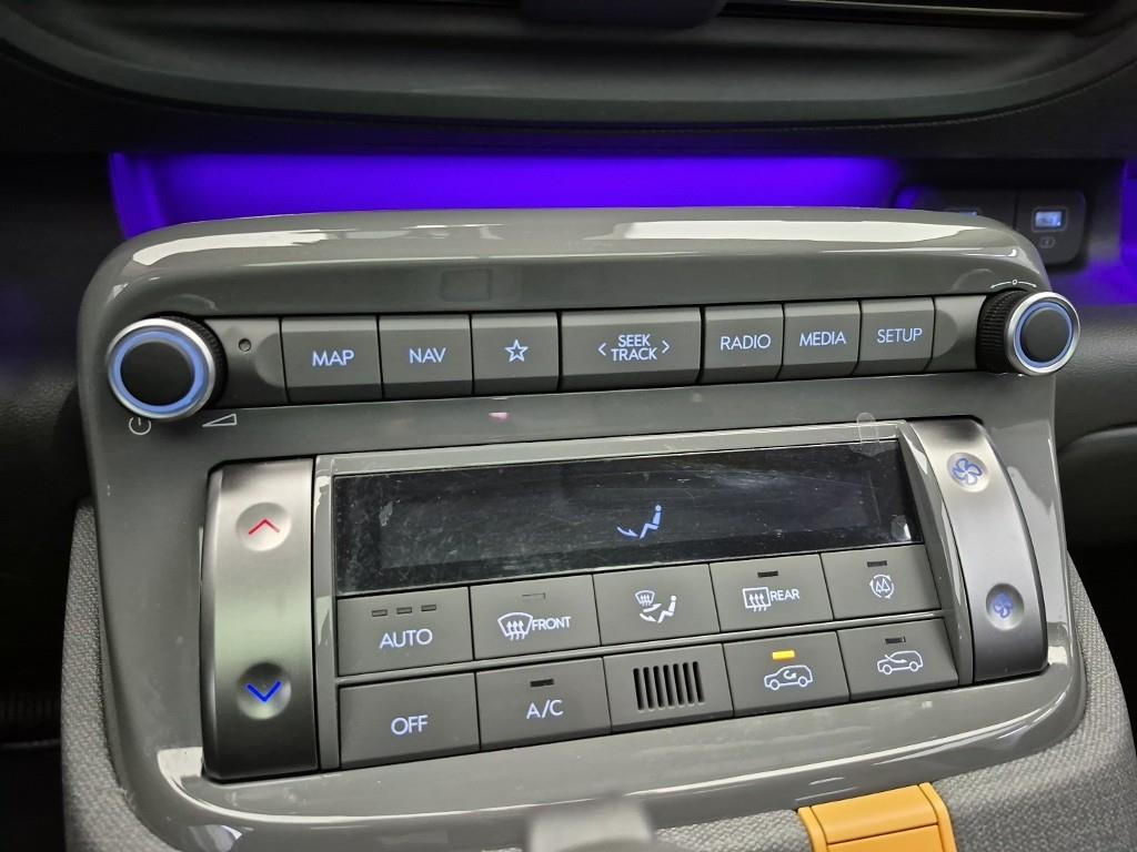 HYUNDAI Casper - Vista 10