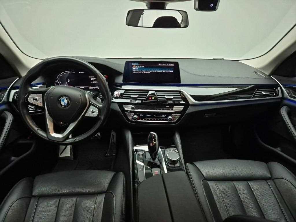 BMW 5 Series - Vista 7