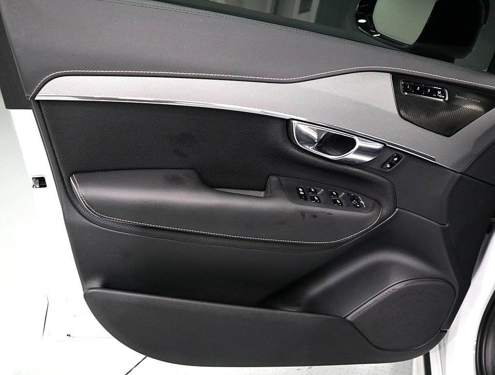 Volvo XC90 - Vista 8