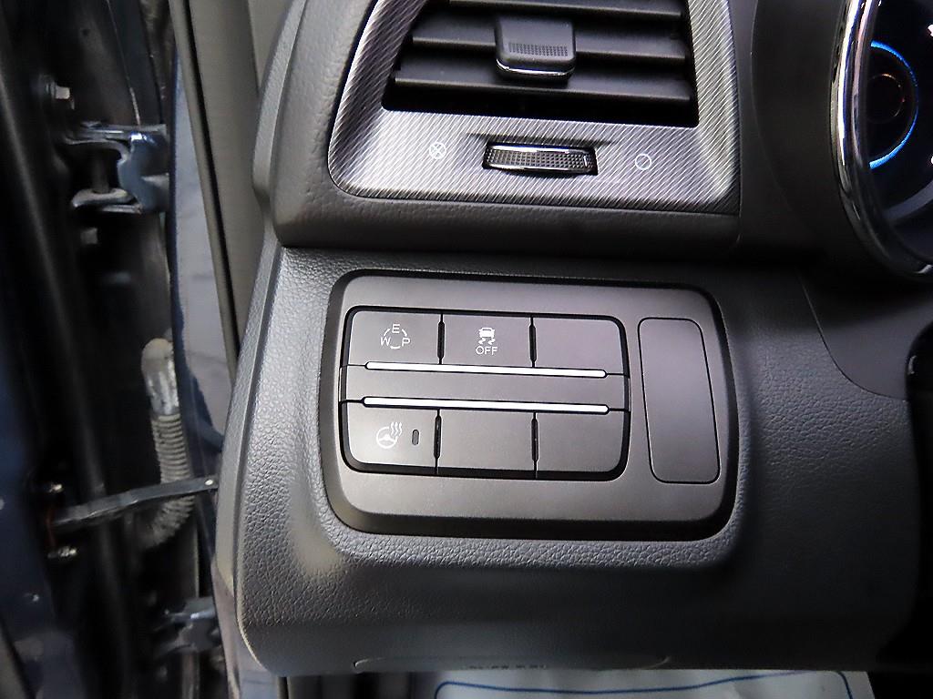 Ssangyong Tivoli - Vista 12