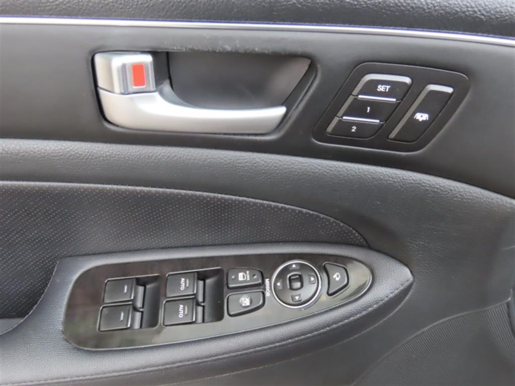 HYUNDAI Genesis 2012 Gris - Importación desde Corea - HF Imports Iquique - Foto 12