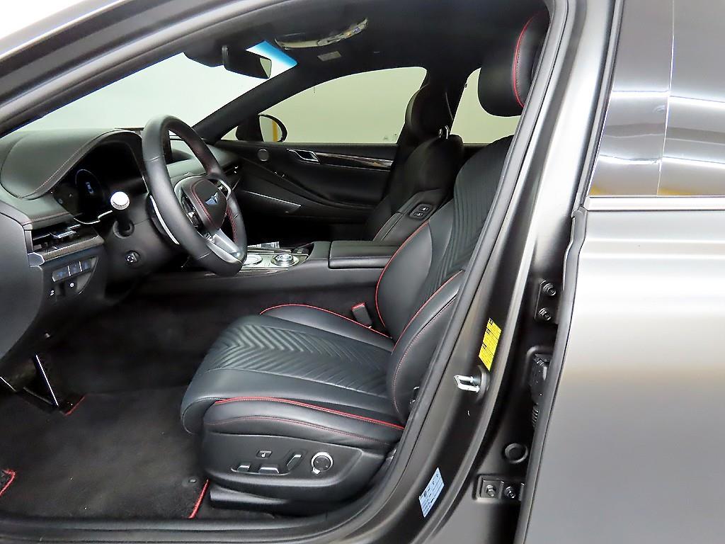 Genesis G80 - Vista 5