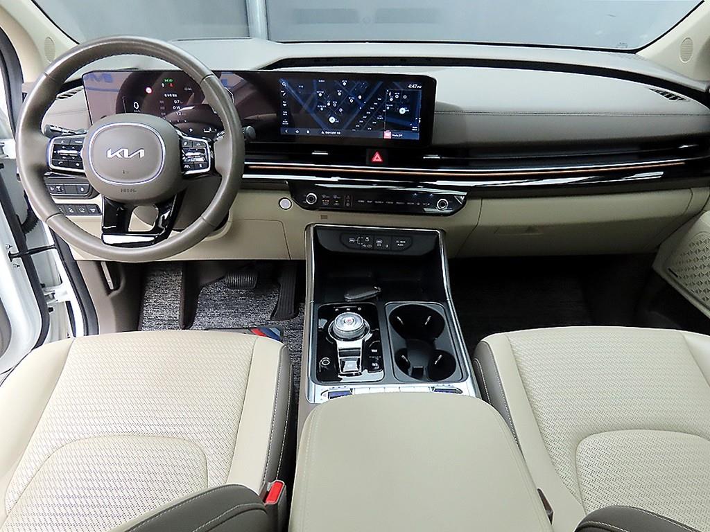 KIA Carnival - Vista 7