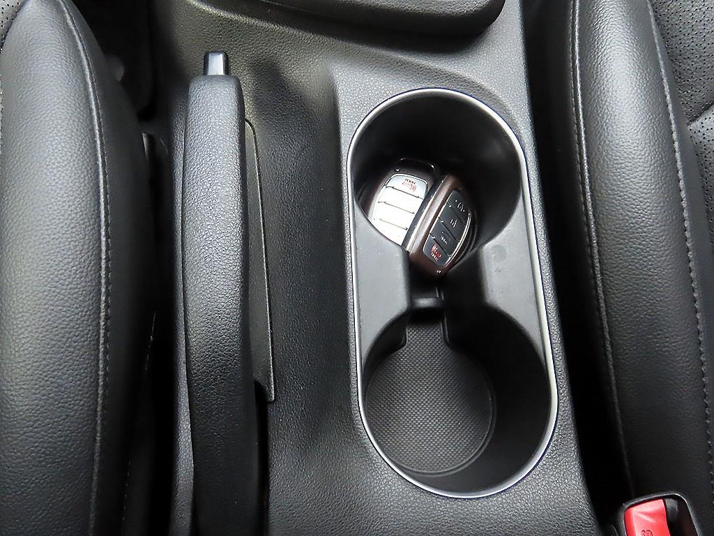 HYUNDAI Avante 2018 Blanco - Importación desde Corea - HF Imports Iquique - Foto 13