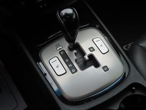 HYUNDAI Genesis - Vista 12