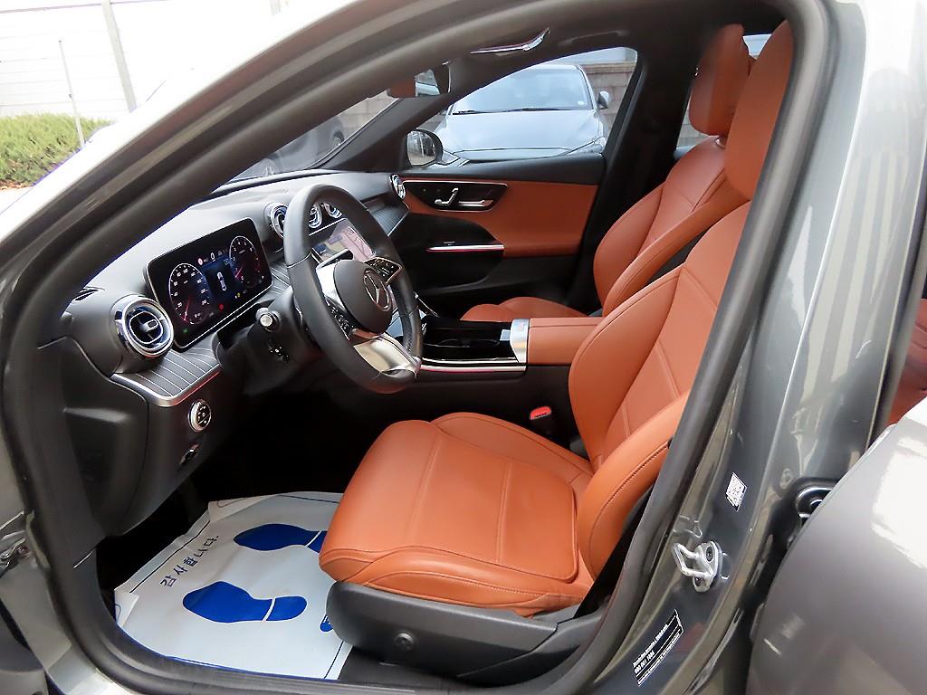 Mercedes Benz C Class - Vista 5