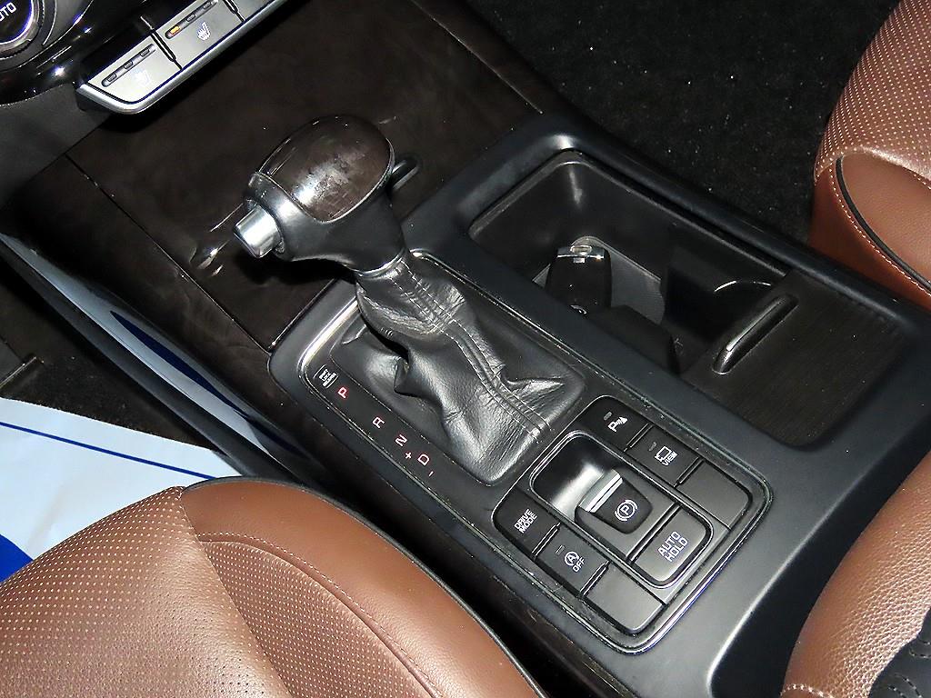 KIA Sorento - Vista 12