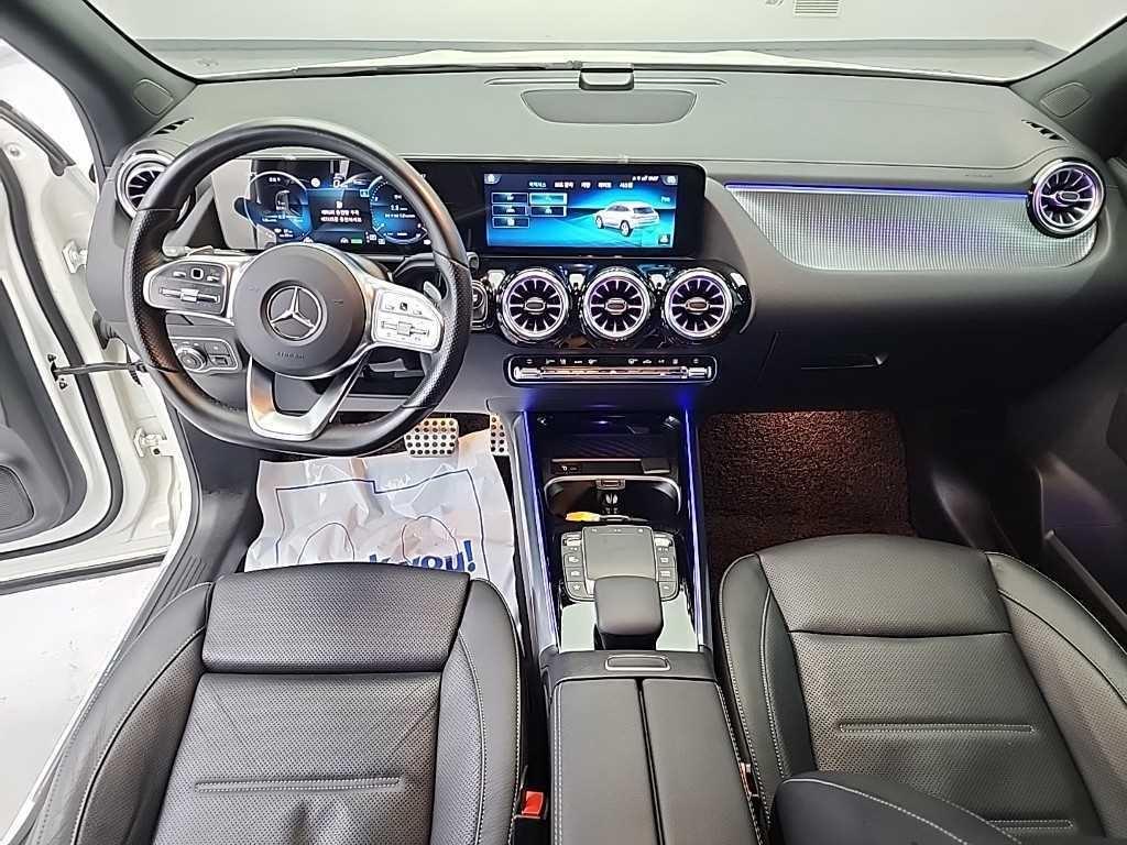 Mercedes Benz EQA - Vista 7