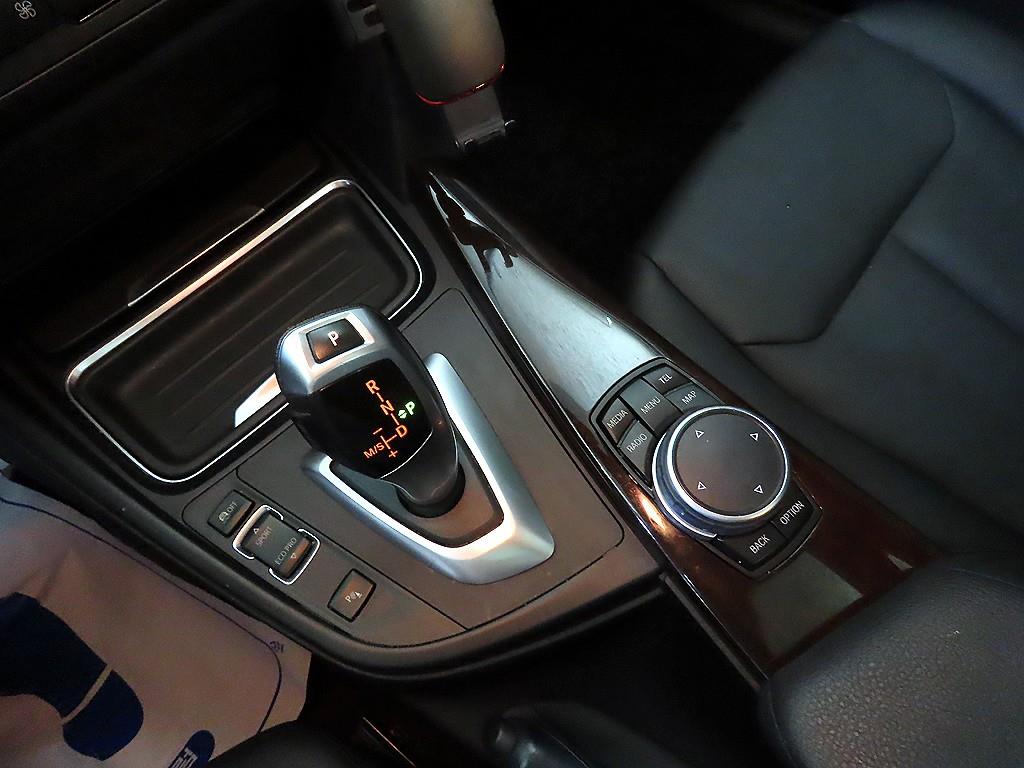 BMW Gran Turismo - Vista 12