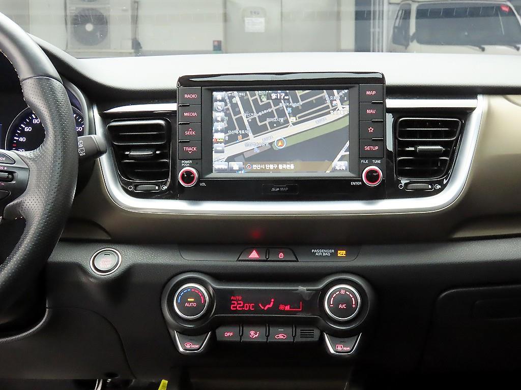 KIA Stonic - Vista 9