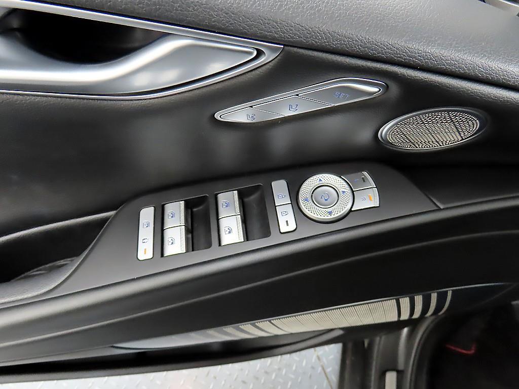 Genesis G80 - Vista 11