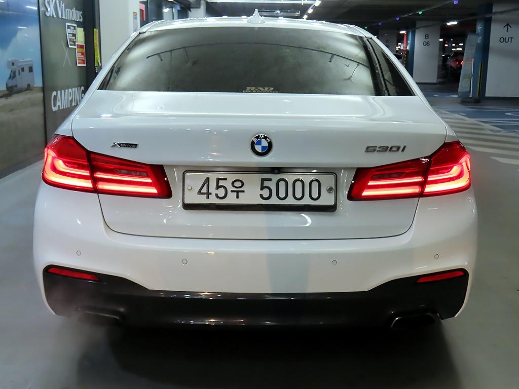 BMW 5 Series - Vista 5