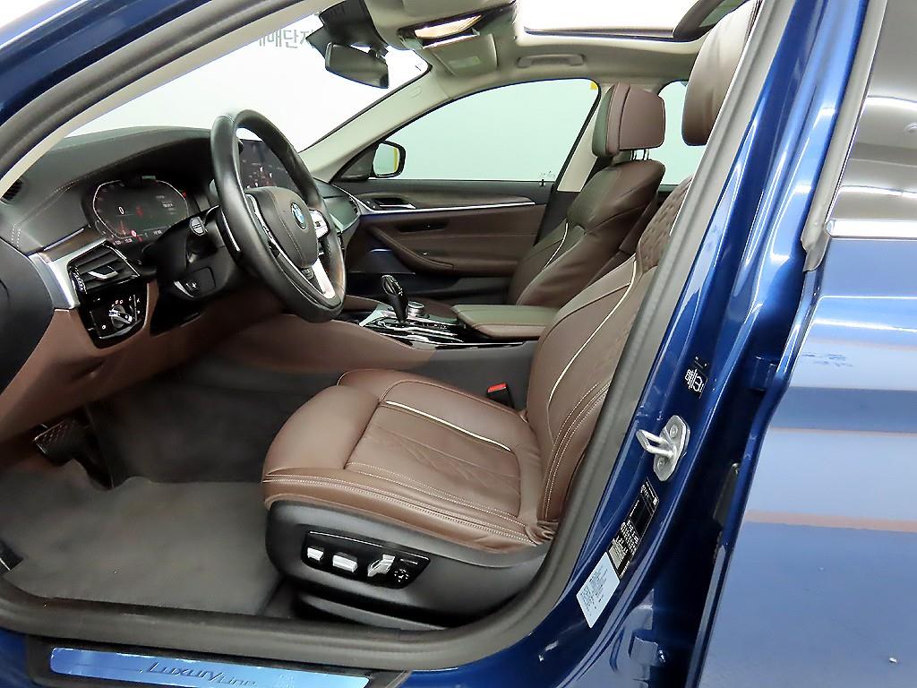 BMW 5 Series - Vista 5