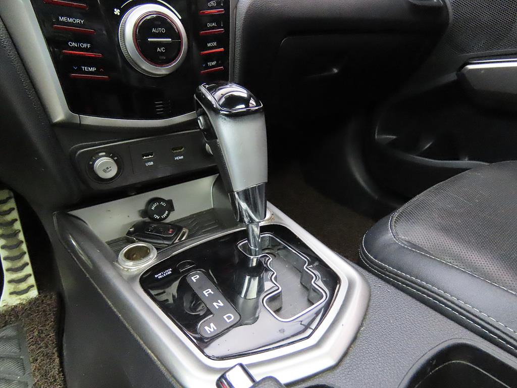 Ssangyong Tivoli - Vista 11