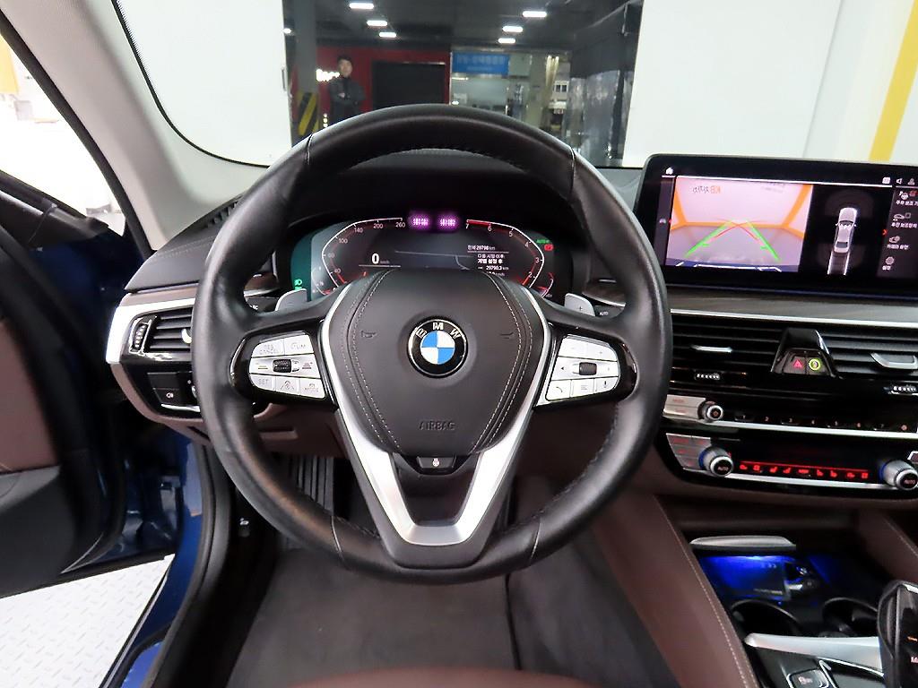 BMW 5 Series - Vista 9