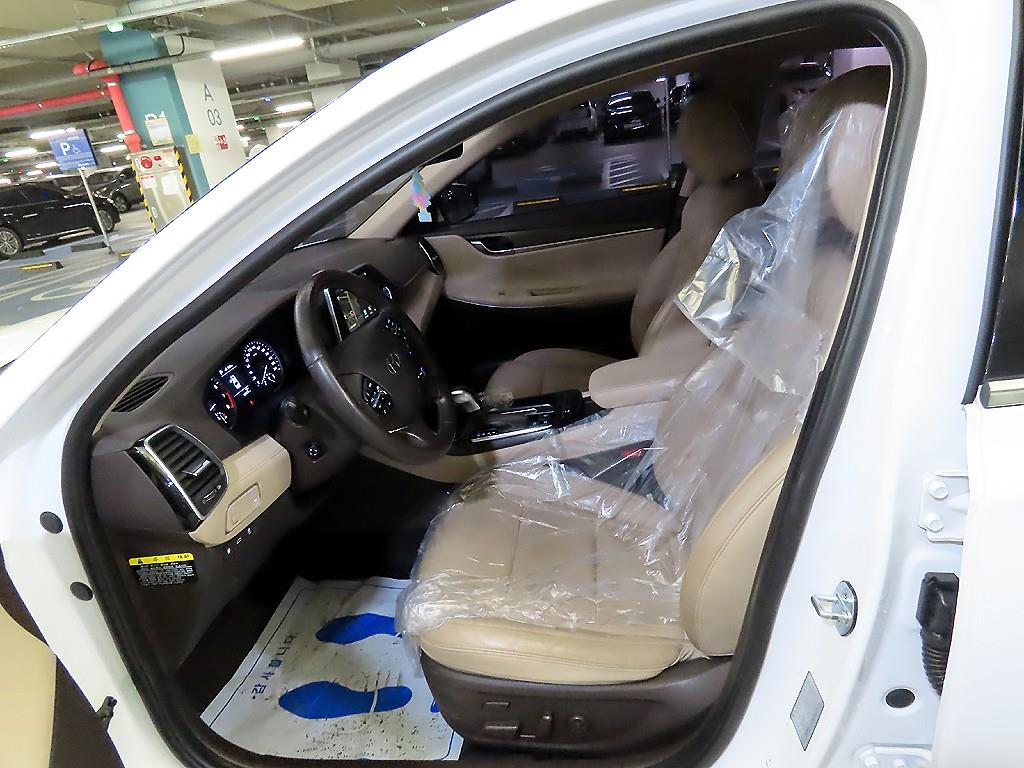 HYUNDAI Grandeur - Vista 6