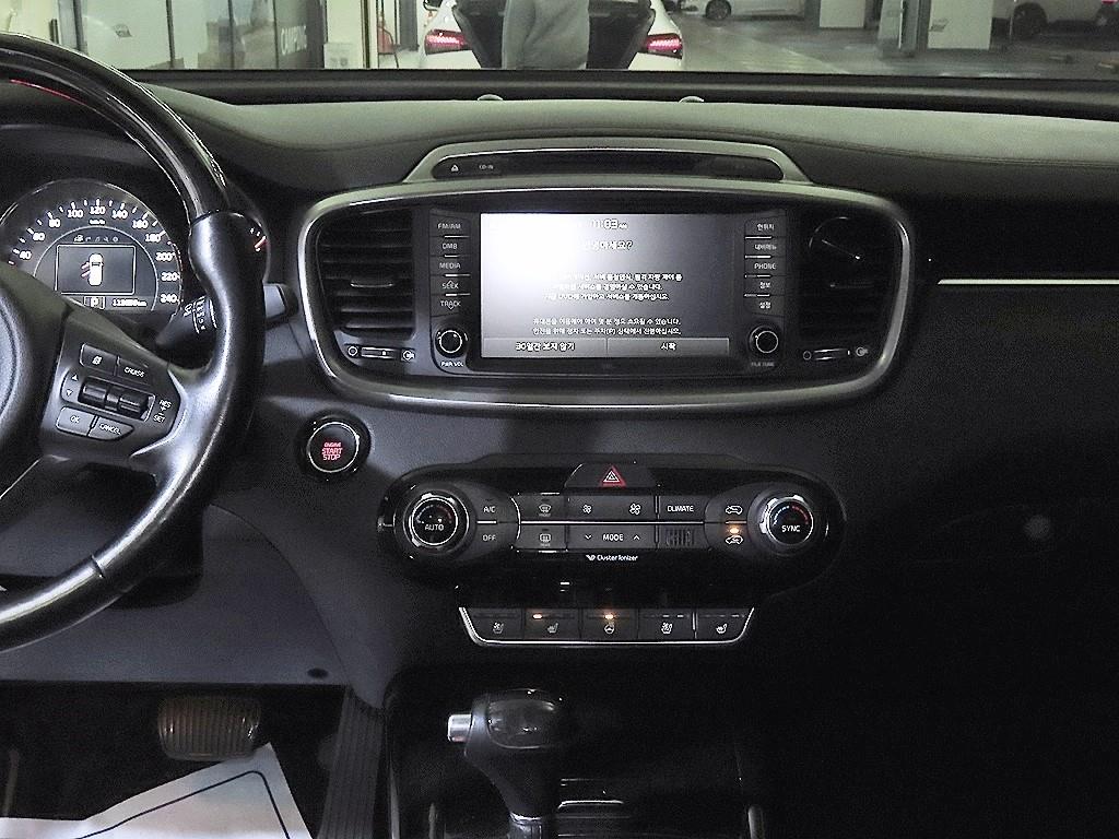 KIA Sorento - Vista 11