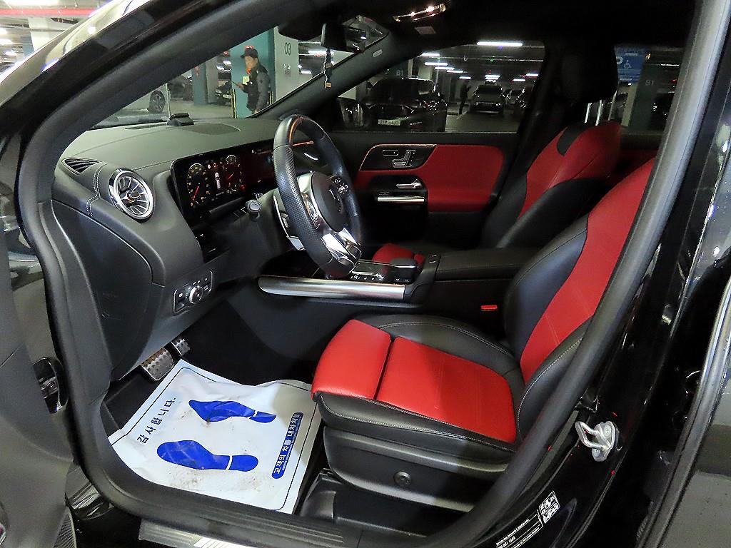 Mercedes Benz GLA Class - Vista 6