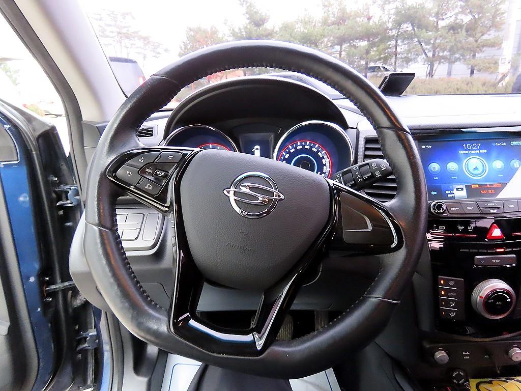 Ssangyong Tivoli - Vista 8