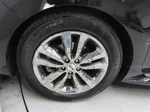 KIA Carnival - Vista 10