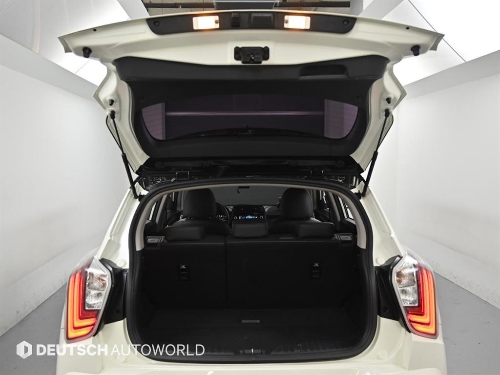 Ssangyong Tivoli 2021 Blanco - Importación desde Corea - HF Imports Iquique - Foto 18