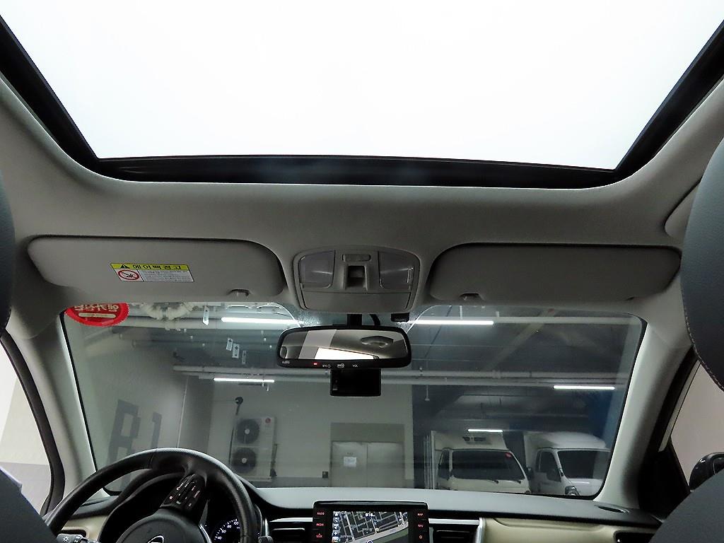 KIA Stonic 2018 Blanco - Importación desde Corea - HF Imports Iquique - Foto 17