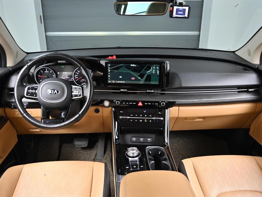 KIA Carnival - Vista 7