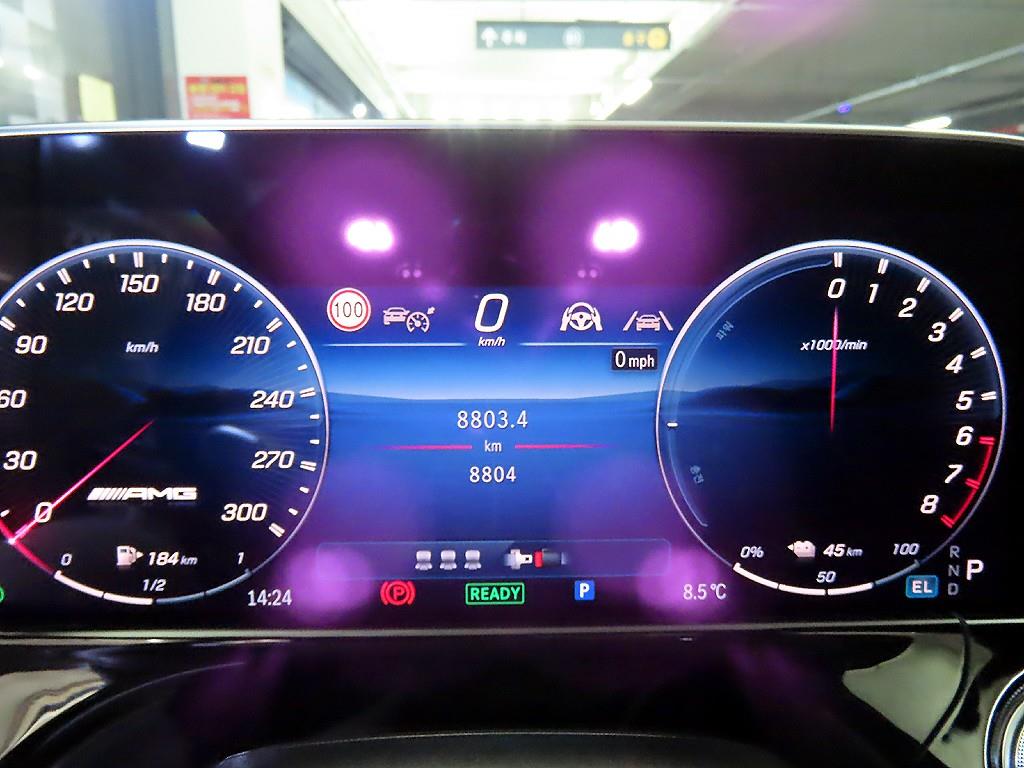 Mercedes Benz E class - Vista 9