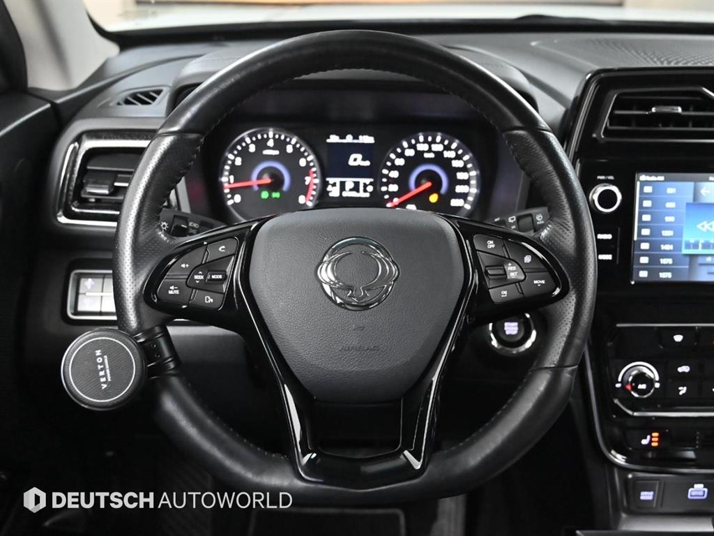 Ssangyong Tivoli - Vista 12