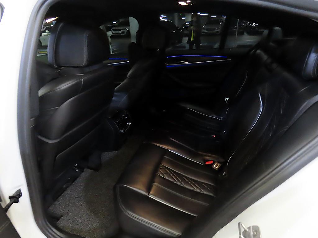 BMW 5 Series - Vista 7