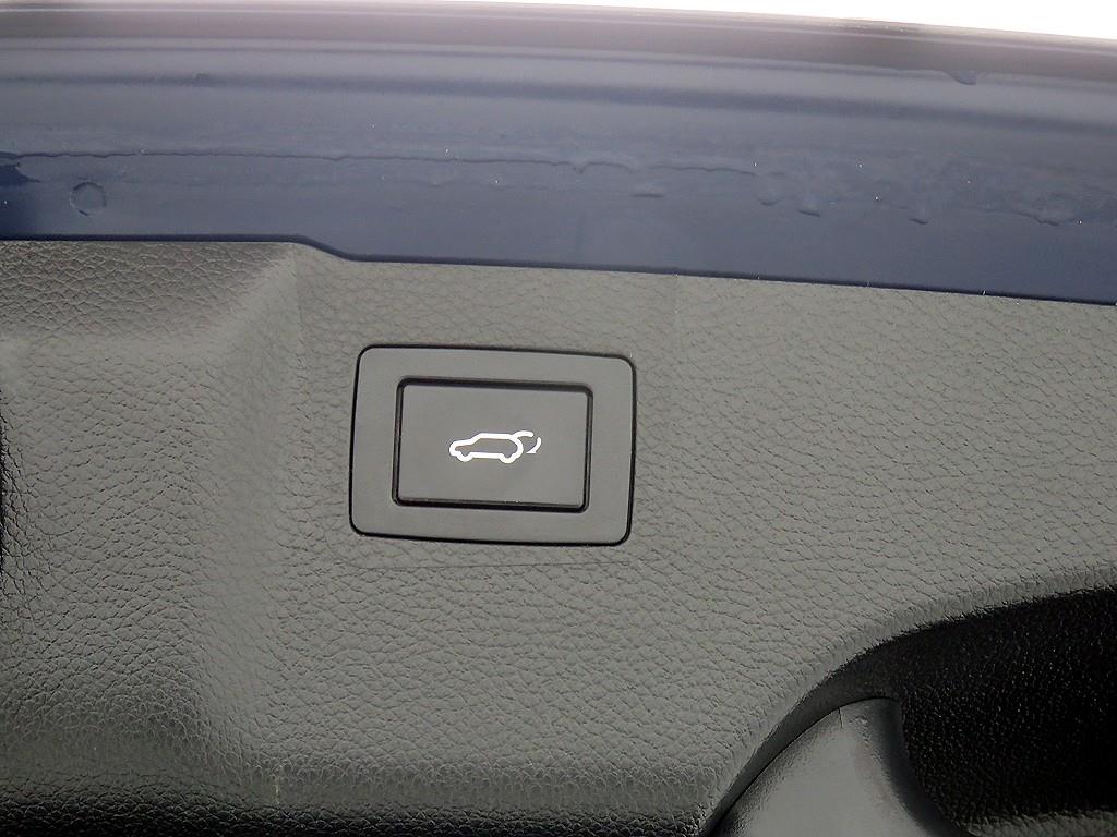 HYUNDAI Maxcruz - Vista 6