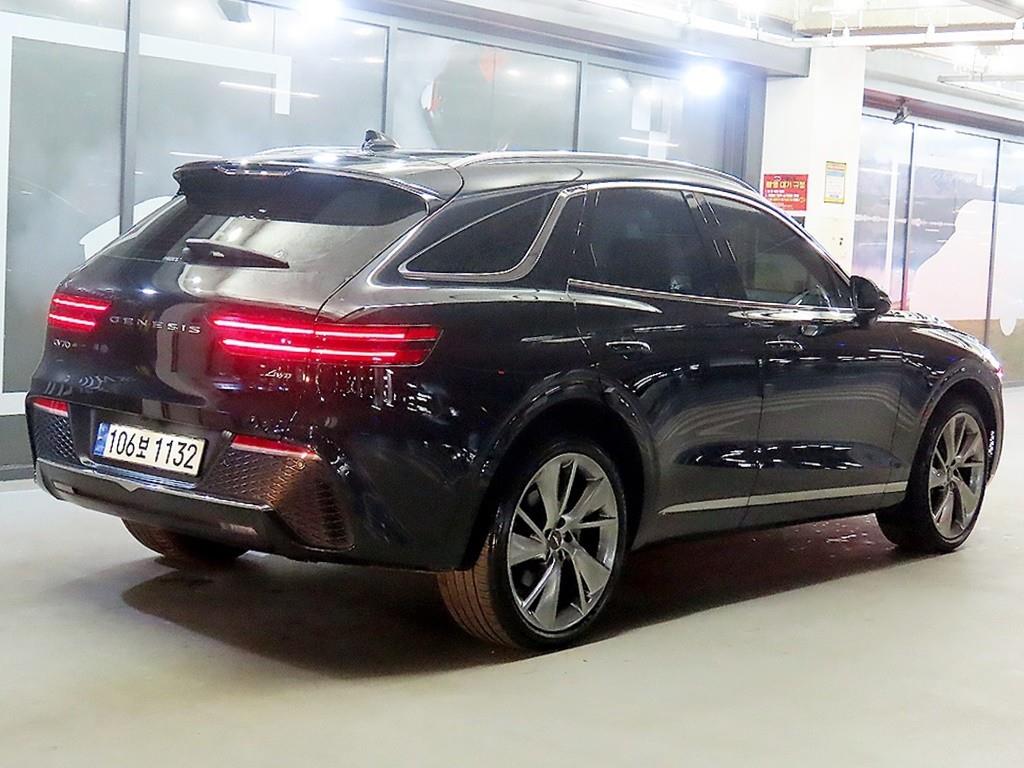 Genesis GV70 - Vista 4